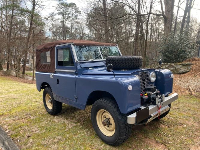 Land-rover-Series-2a-1968-Sunset-Blue-Brown-16