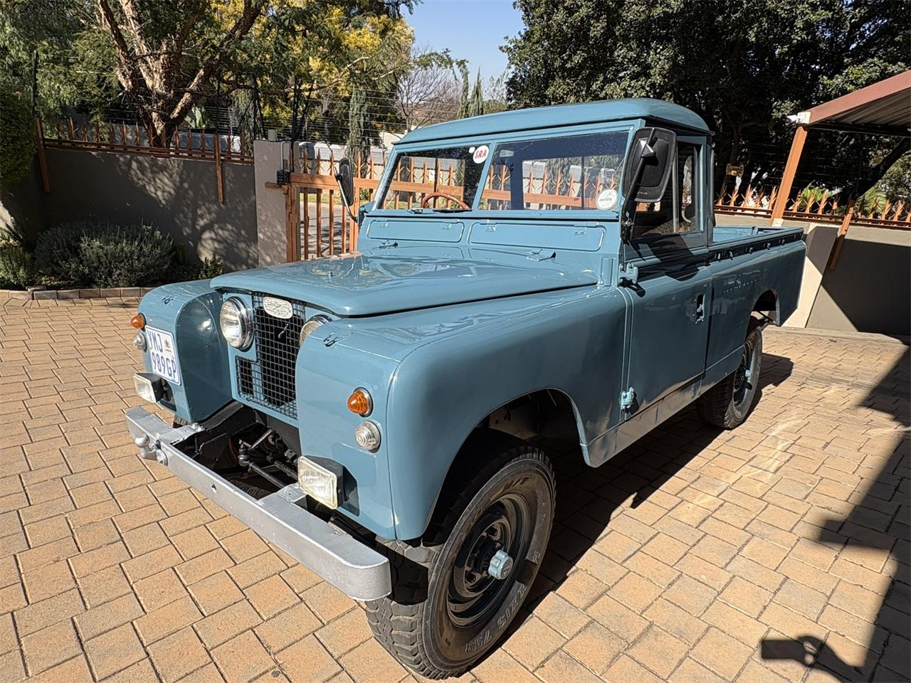 Land-rover-Series-iia-1960-Blue-Blue-Brown-18