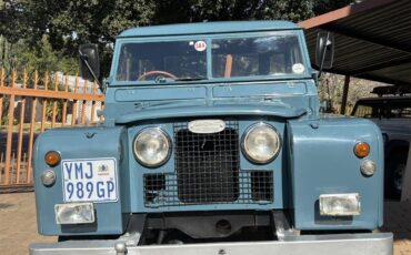 Land-rover-Series-iia-1960-Blue-Blue-Brown-2