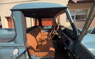 Land-rover-Series-iia-1960-Blue-Blue-Brown-6