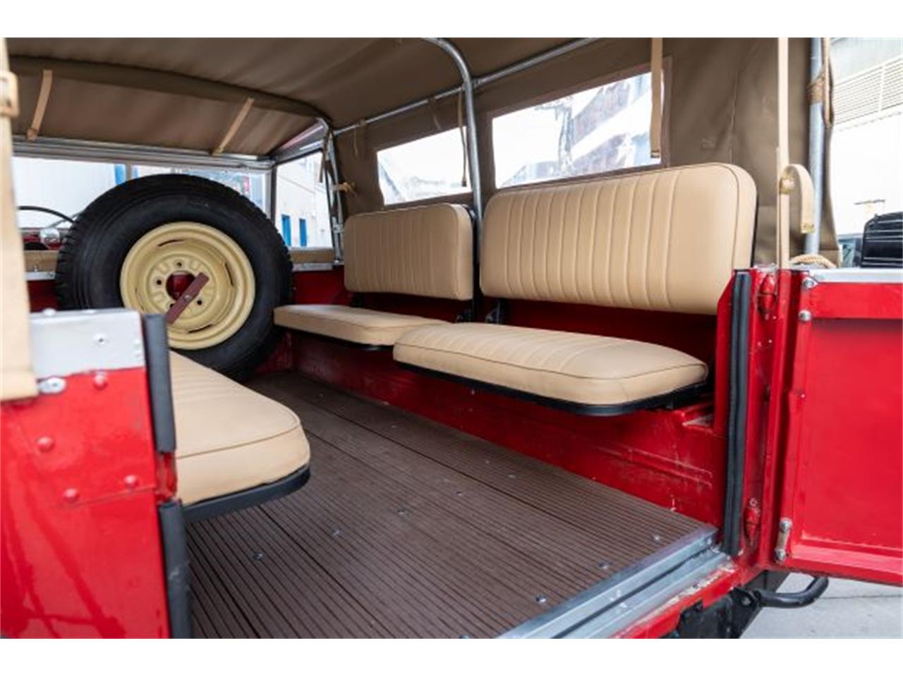 Land-rover-Series-iia-1963-Poppy-Red-Poppy-Red-17