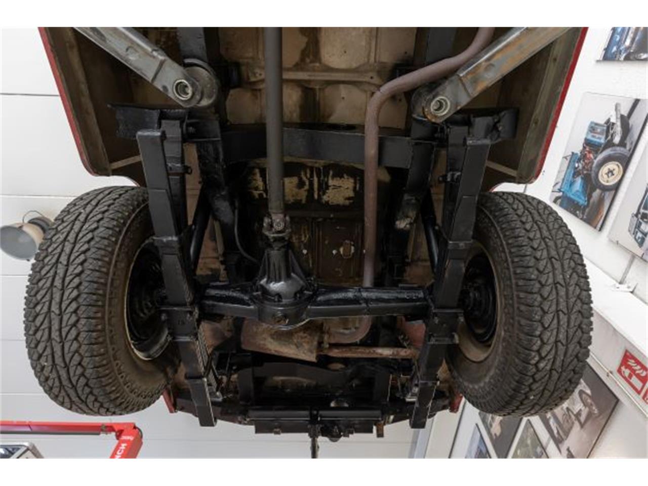 Land-rover-Series-iia-1963-Poppy-Red-Poppy-Red-23