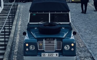 Land-rover-Series-iia-1966-Marine-blue-Luxury-Black-2