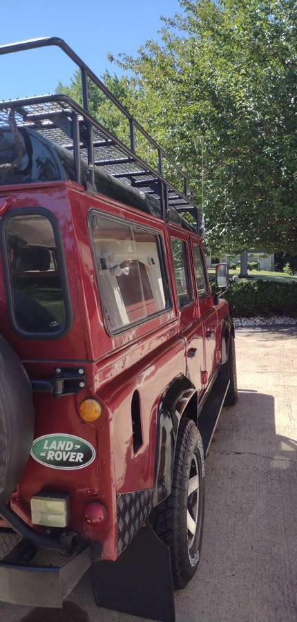Land-rover-defender-110-diesel-1987-red-3
