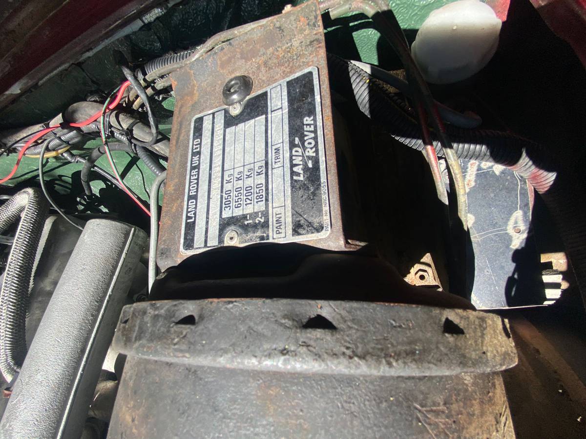 Land-rover-defender-110-diesel-1987-red-7