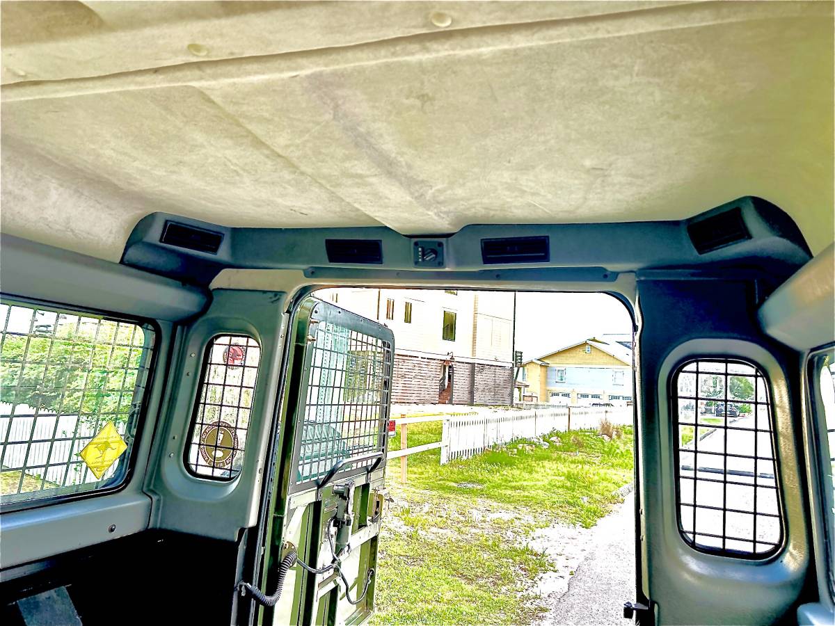 Land-rover-defender-110-diesel-1990-green-7