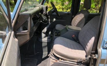 Land-rover-defender-110-diesel-1992-blue-15