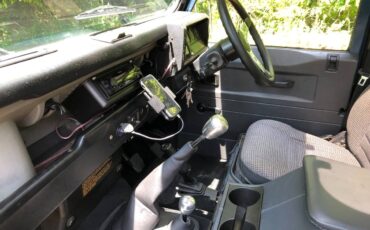 Land-rover-defender-110-diesel-1992-blue-16