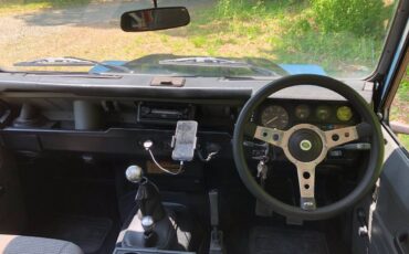 Land-rover-defender-110-diesel-1992-blue-5