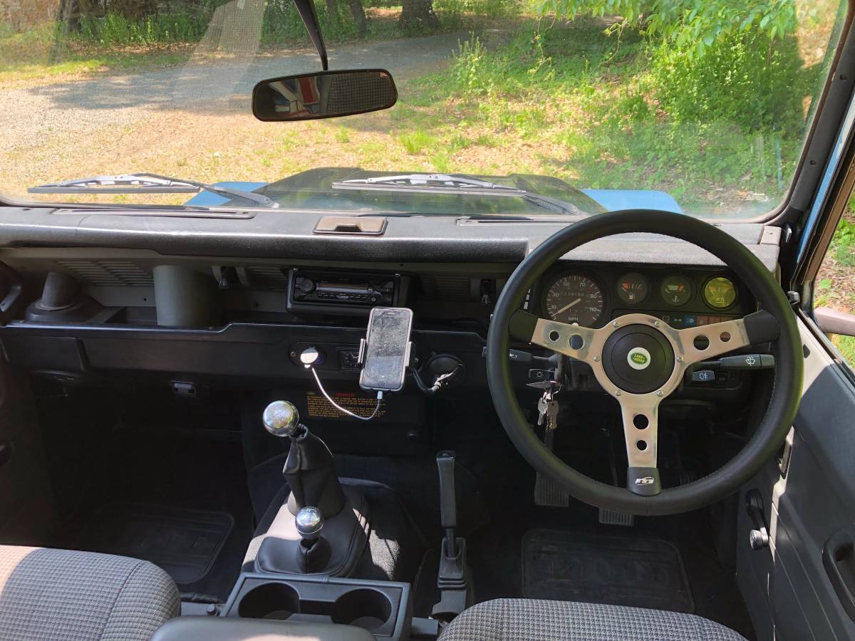 Land-rover-defender-110-diesel-1992-blue-5