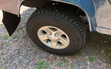 Land-rover-defender-110-diesel-1992-blue-7