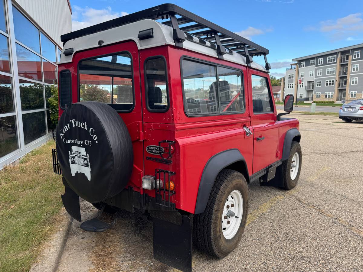 Land-rover-defender-90-1989-red-6