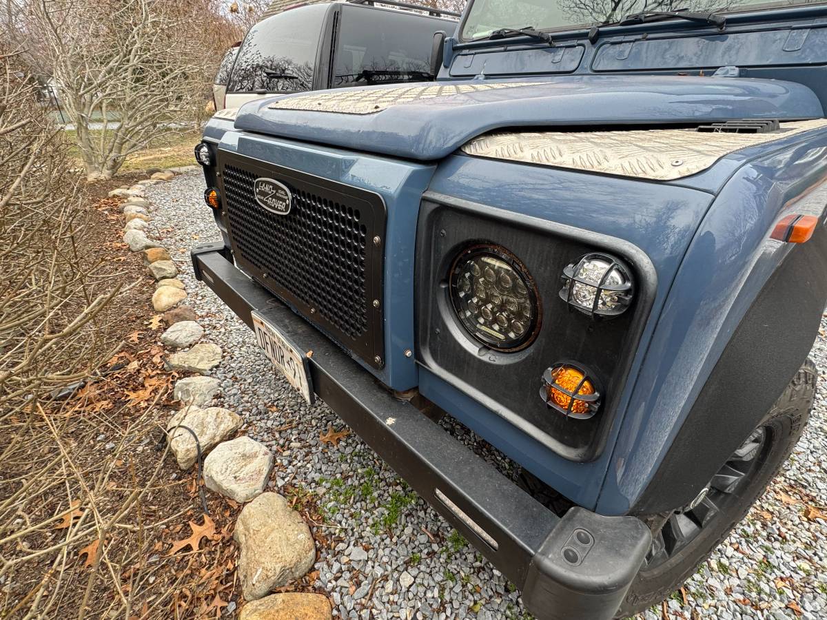 Land-rover-defender-90-diesel-1991-blue-8