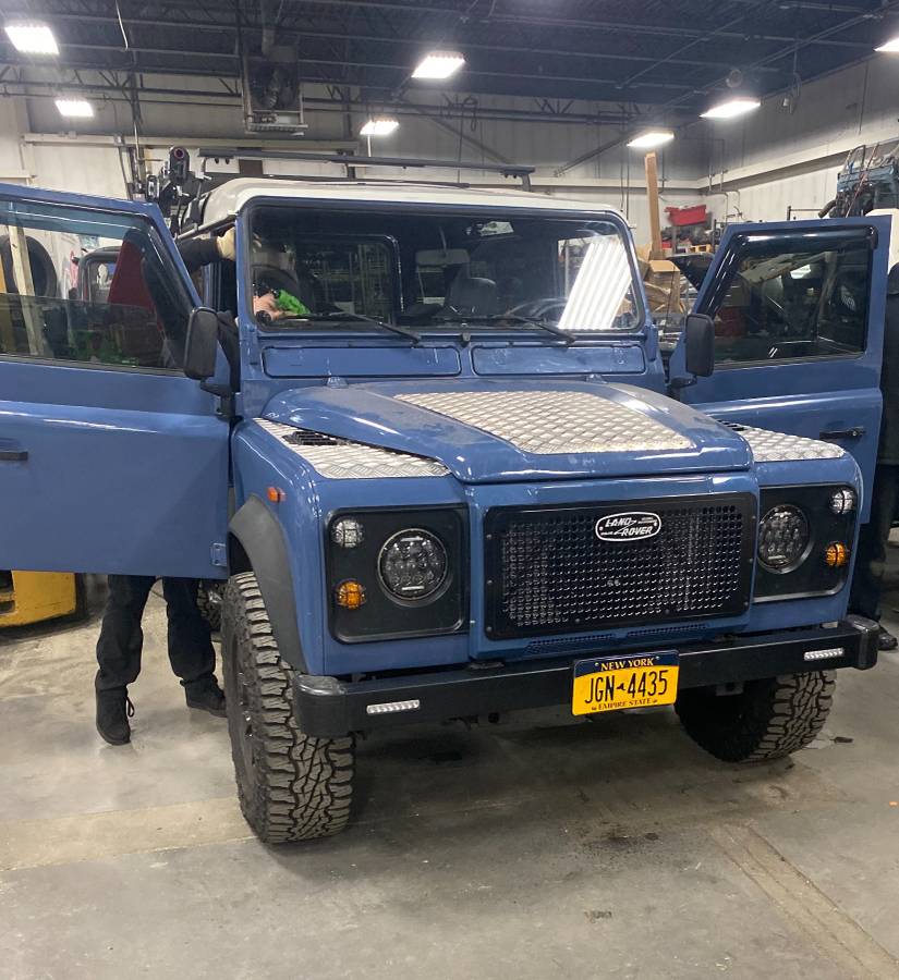 Land-rover-defender-90-diesel-1991-blue-9