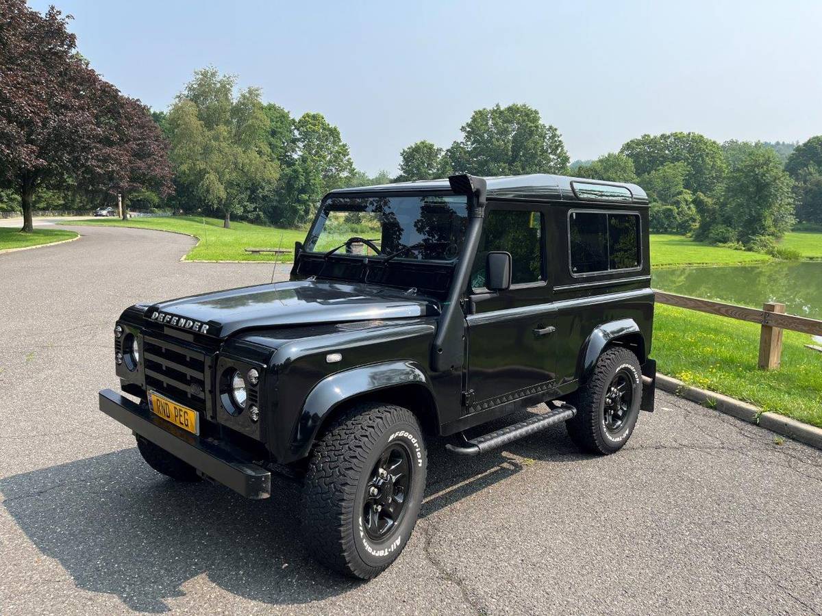 Land-rover-defender-90-diesel-1993-black