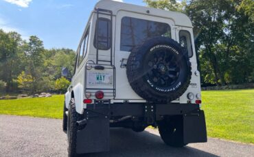 Land-rover-defender-diesel-1992-white-9