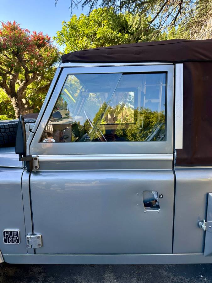 Land-rover-diesel-1986-grey-12