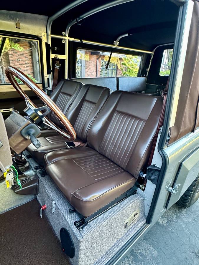 Land-rover-diesel-1986-grey-16