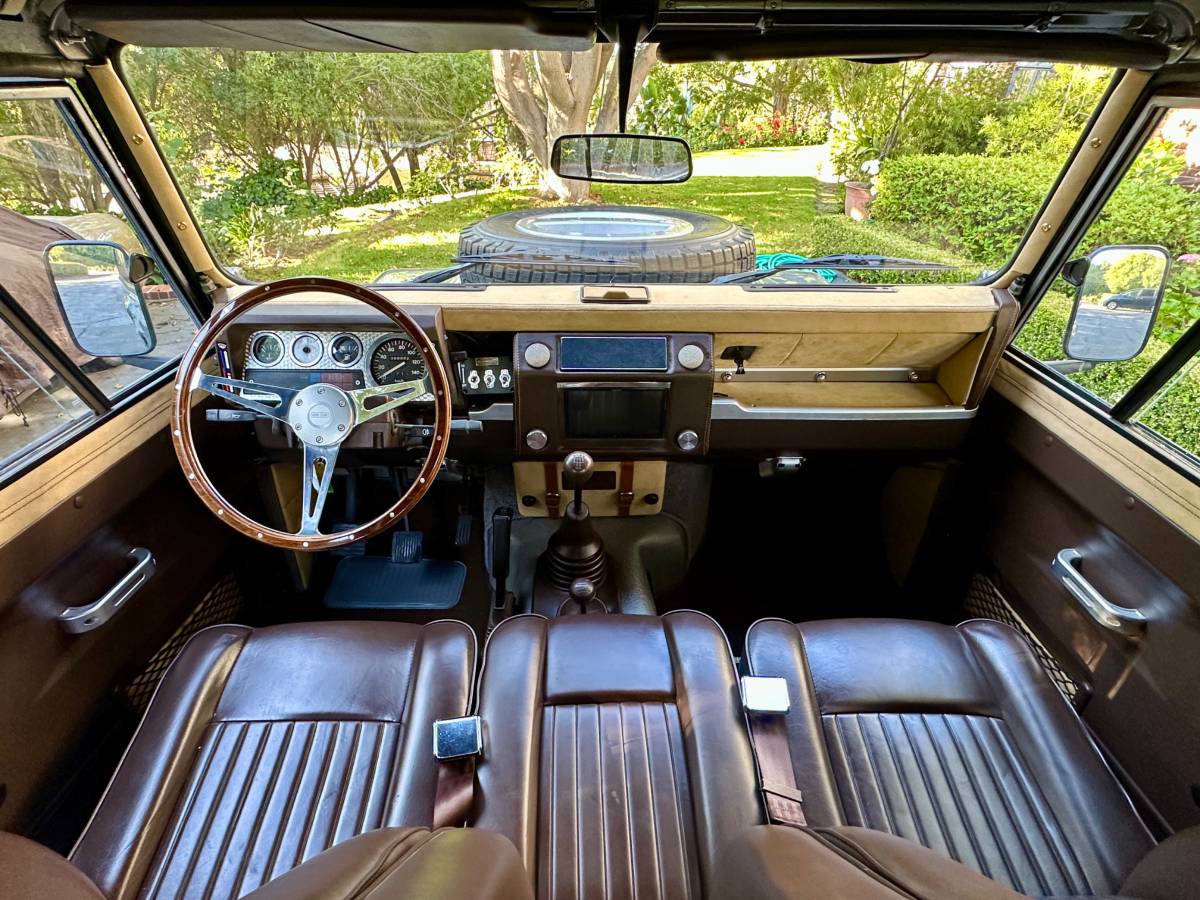 Land-rover-diesel-1986-grey-18