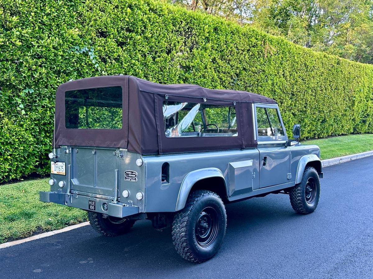 Land-rover-diesel-1986-grey-7