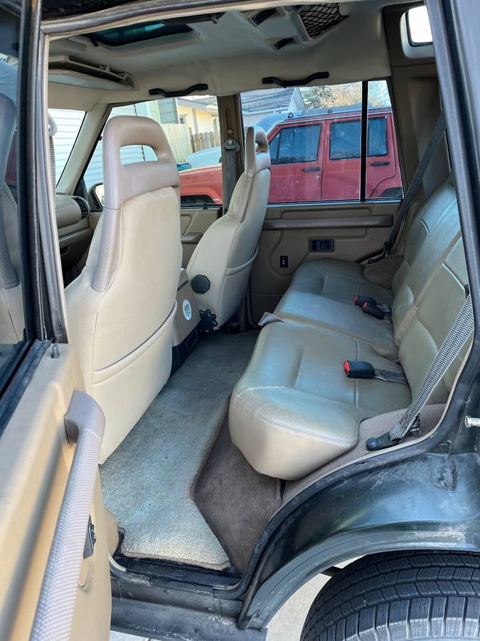 Land-rover-discovery-1995-green-2