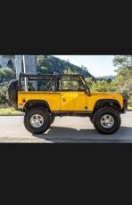 Land-rover-nas-defender-90-1994-yellow-15