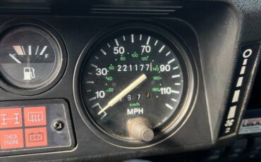 Land-rover-nas-defender-90-1994-yellow-5