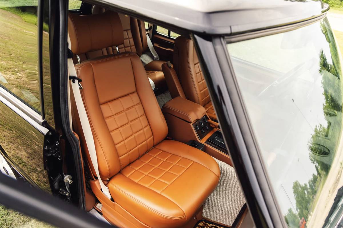 Land-rover-range-rover-1992-black-11