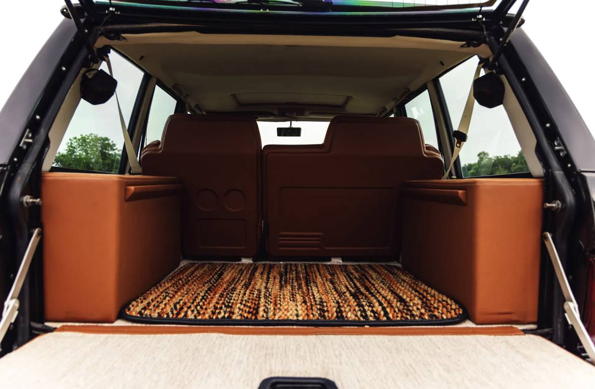 Land-rover-range-rover-1992-black-17