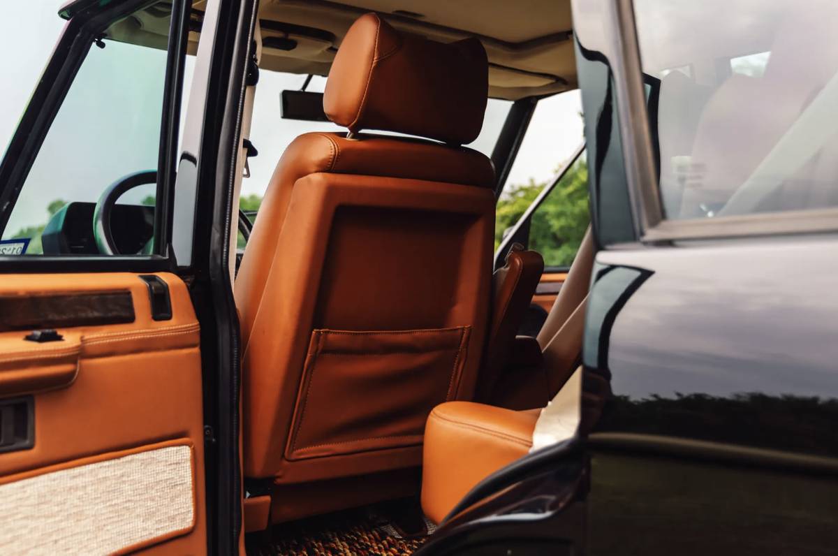 Land-rover-range-rover-1992-black-19