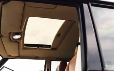 Land-rover-range-rover-1992-black-4