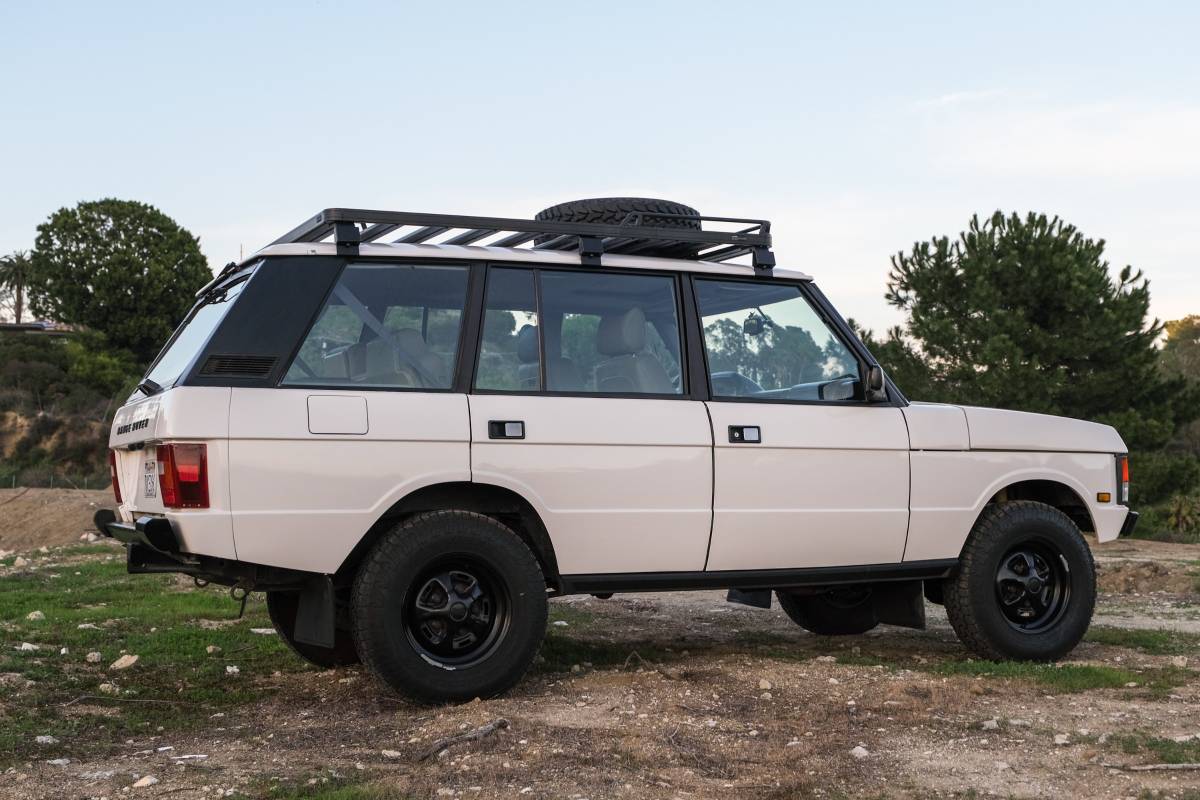 Land-rover-range-rover-classic-1995-white-4