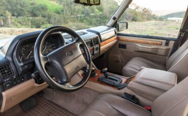 Land-rover-range-rover-classic-1995-white-7