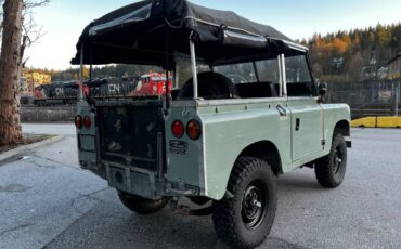 Land-rover-series-2a-1964-green-2