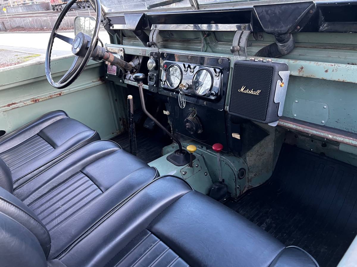 Land-rover-series-2a-1964-green-3