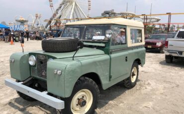 Land-rover-series-iia-1965-green-3