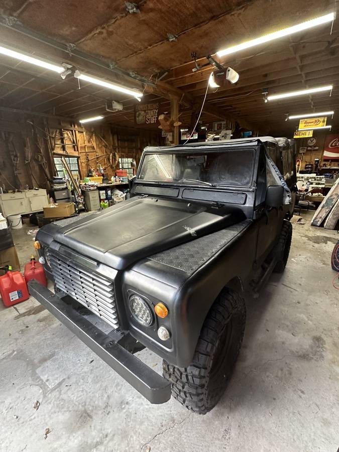 Land-rover-series-iia-1966-black-2