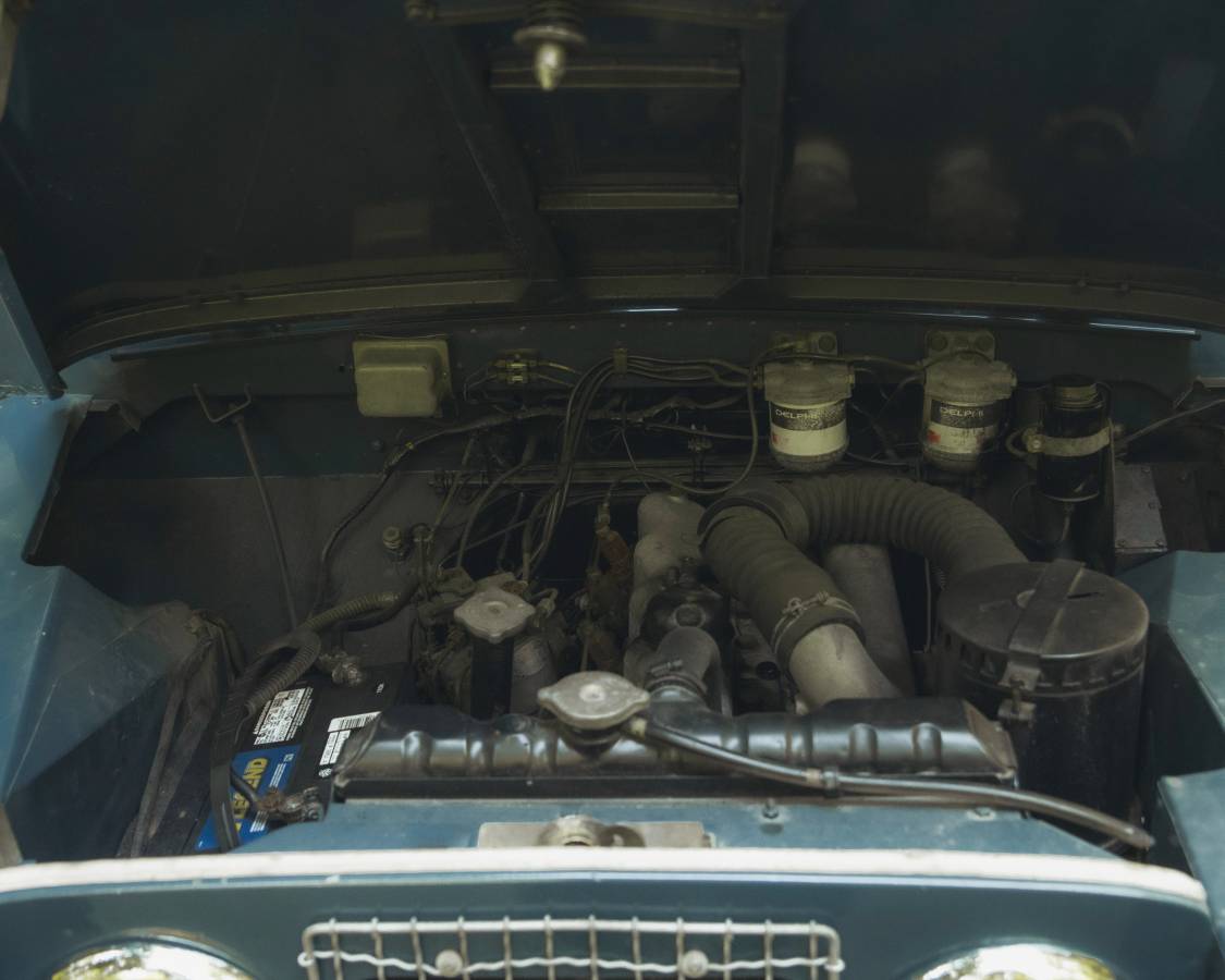Land-rover-series-iia-santana-88-diesel-1969-blue-15