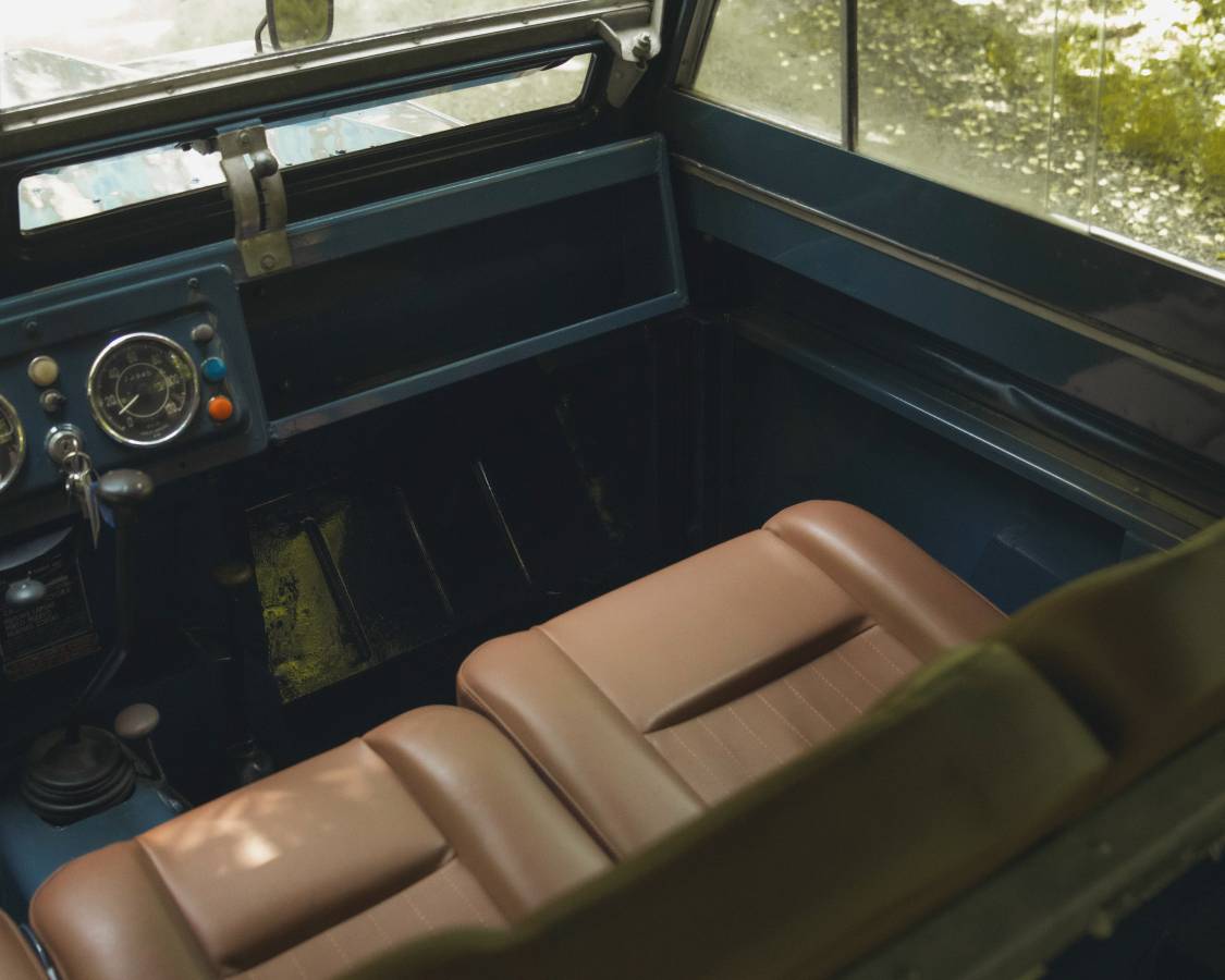 Land-rover-series-iia-santana-88-diesel-1969-blue-18
