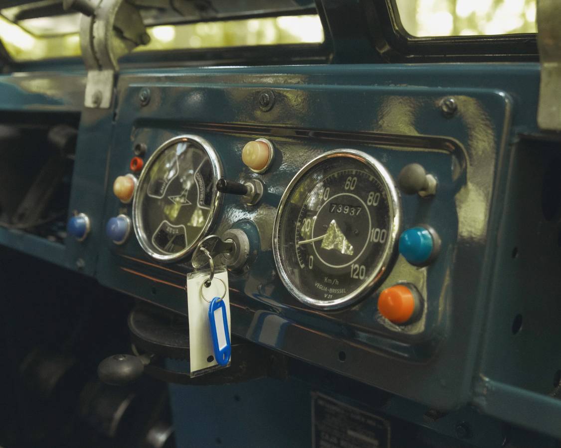 Land-rover-series-iia-santana-88-diesel-1969-blue-9