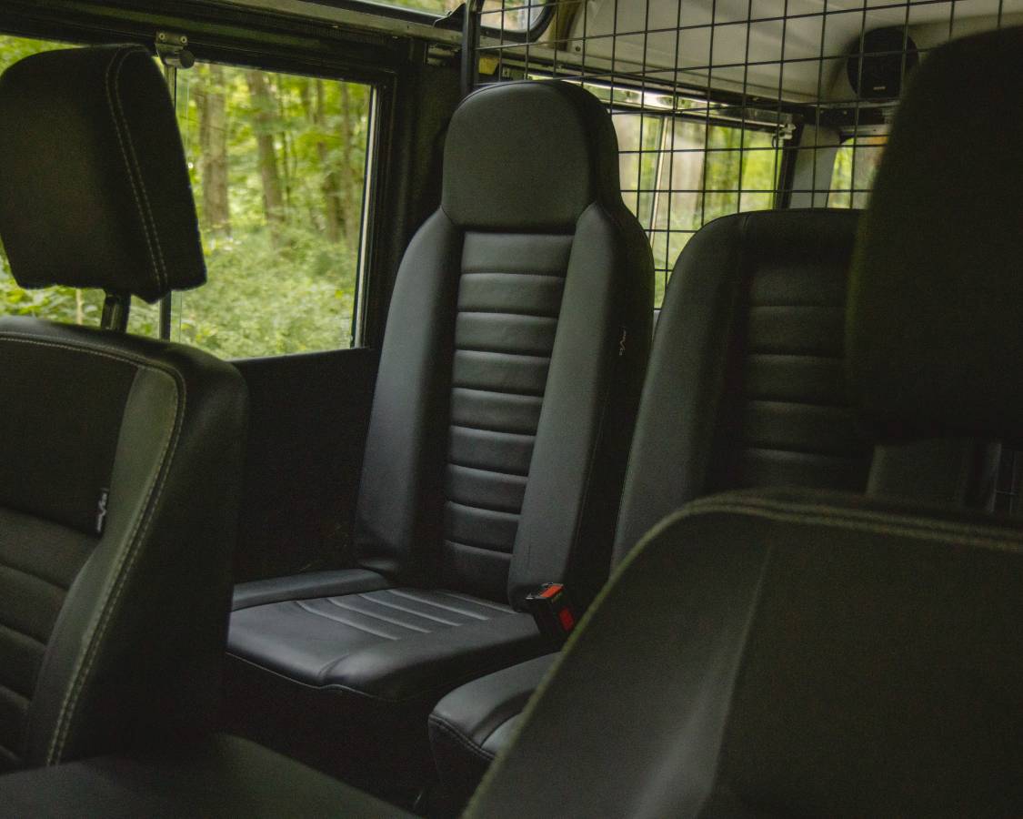Land-rover-series-iii-109-diesel-1980-green-11