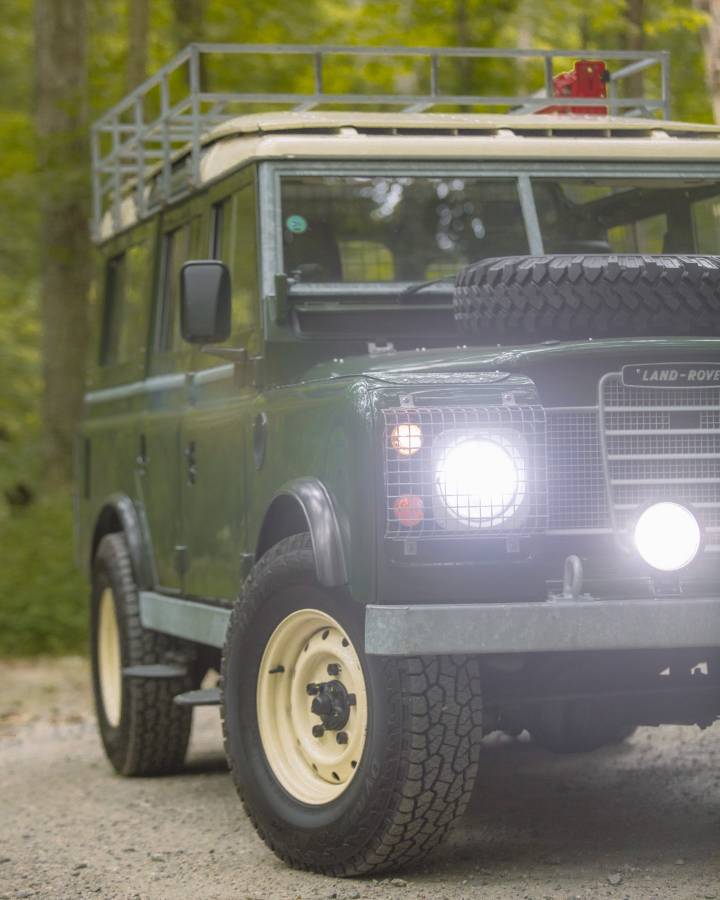 Land-rover-series-iii-109-diesel-1980-green-8