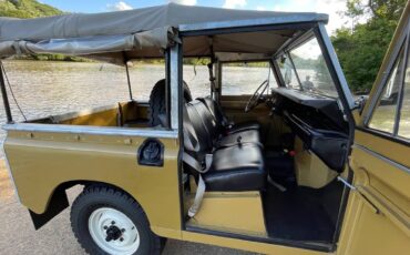 Land-rover-series-iii-1979-12