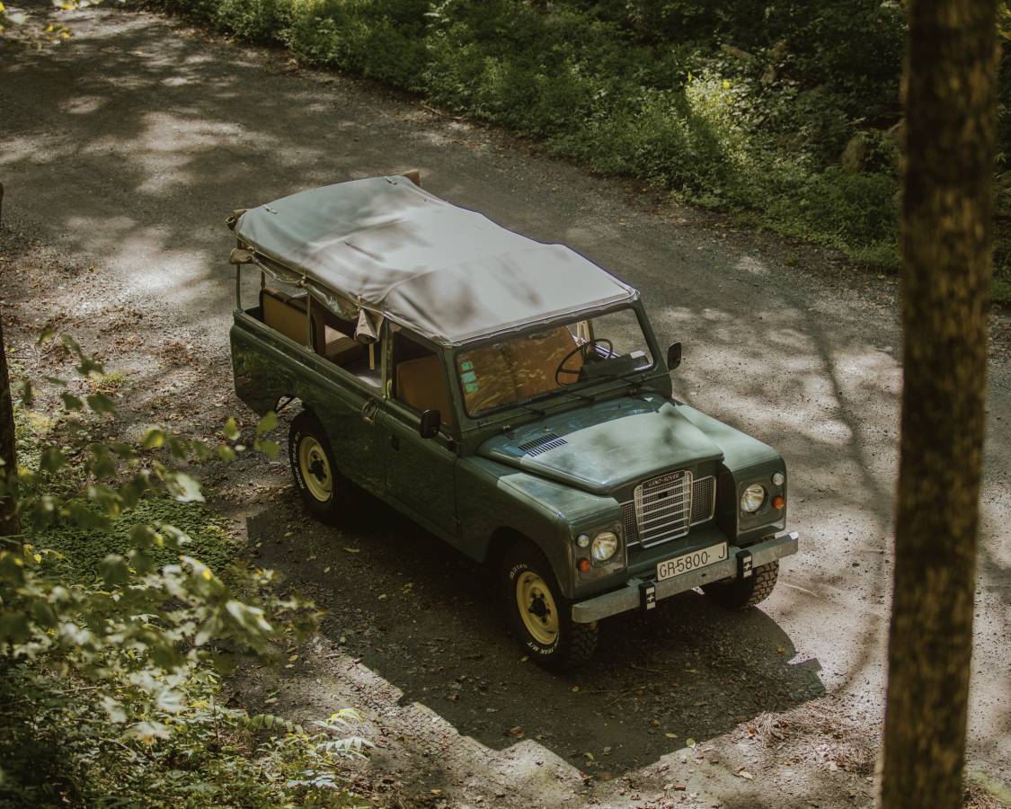 Land-rover-series-iii-santana-109-diesel-1980-green-9