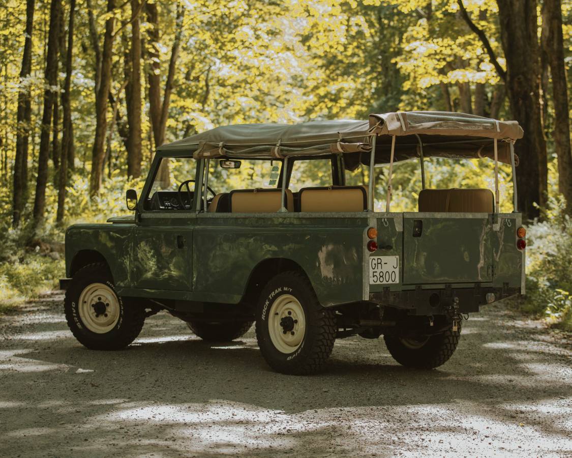 Land-rover-series-iii-santana-109-diesel-1980-green