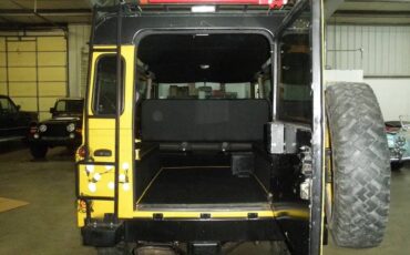 Landrover-defender-1993-yellow-10