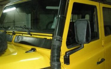 Landrover-defender-1993-yellow-22