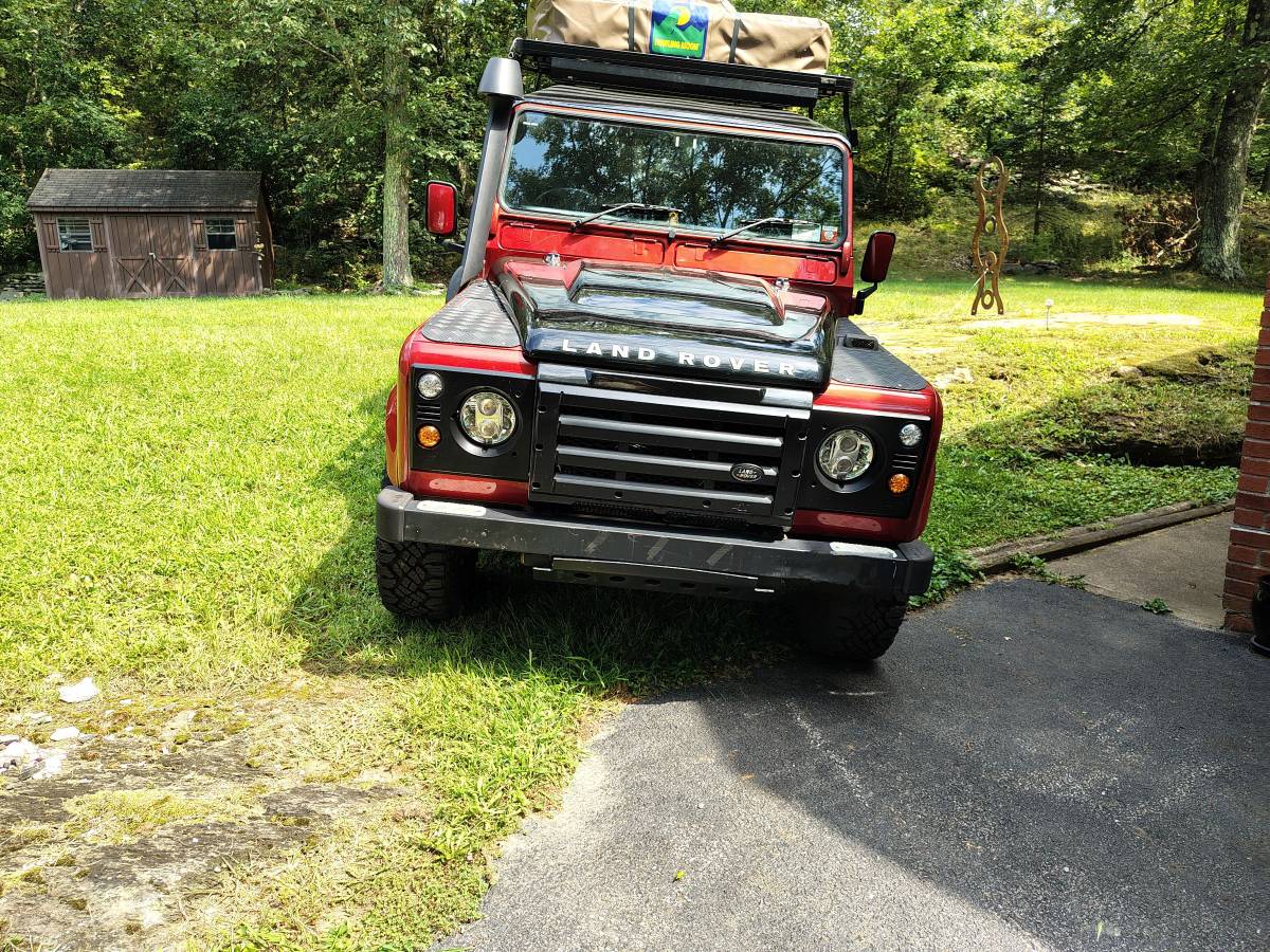 Landrover-defender-diesel-1986-red
