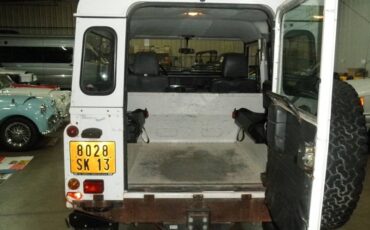 Landrover-defender-diesel-1995-white-1