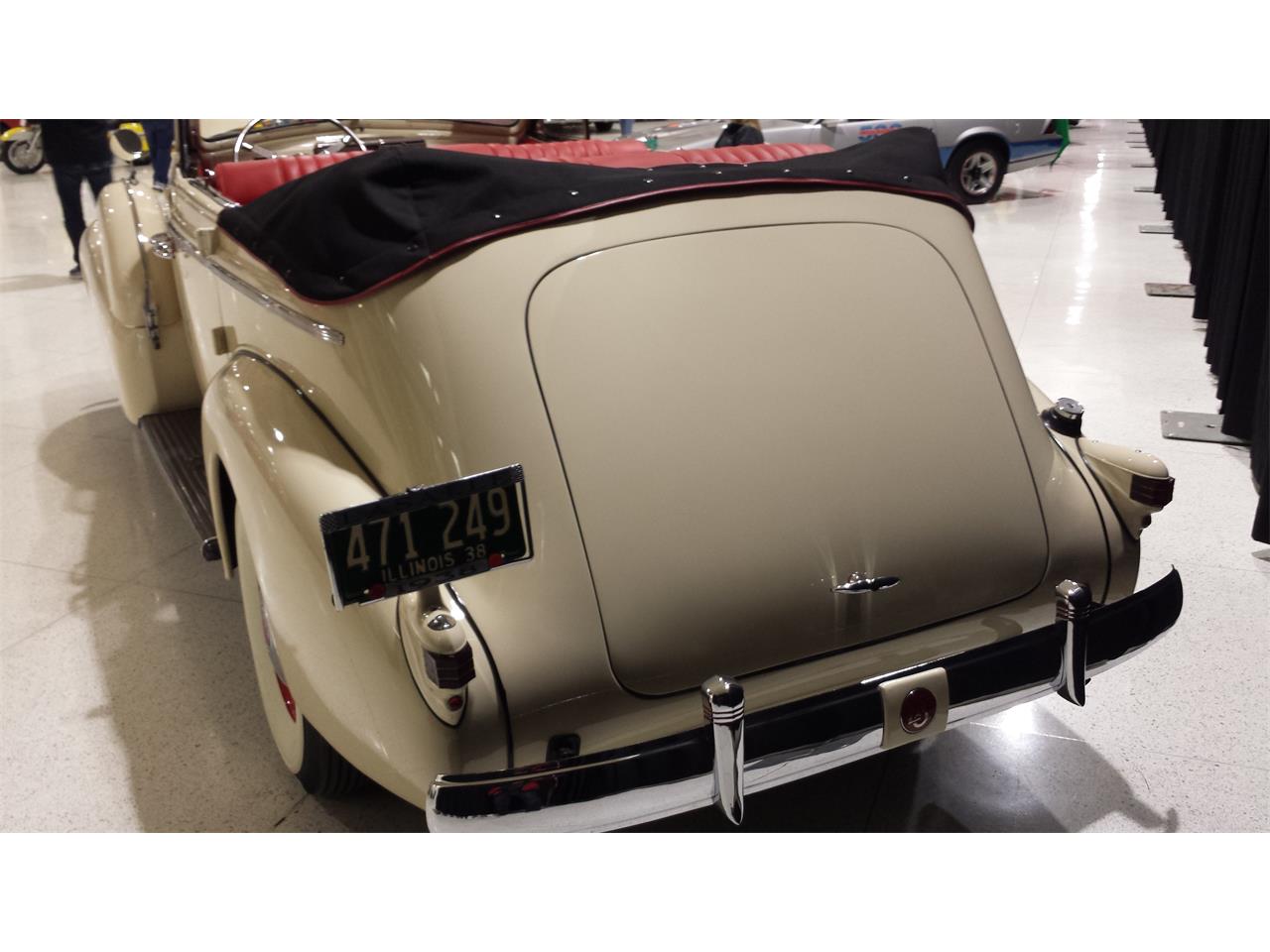 Lasalle-1938-Pastel-yellow-Red-16